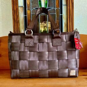 Excellent Condition Harveys Espresso Carriage Satchel.